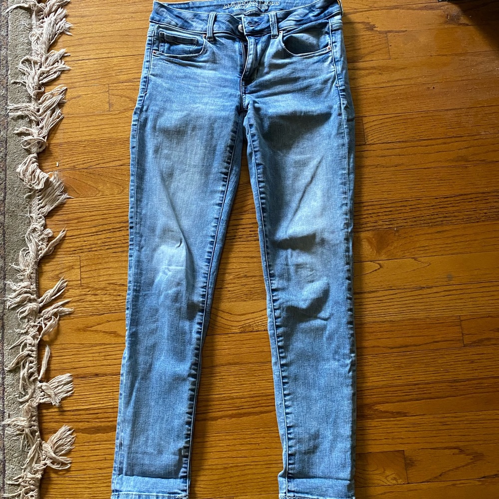 American eagle light wash super stretch jeans